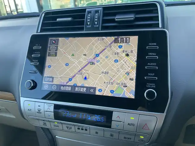 トヨタ ランドクルーザー プラド TX Lパッケージ 香川県 2022(令4)年 3万km ホワイトパールクリスタルシャイン 登録時走行距離：29532km/メーカー純正9型ナビ/　BT接続 フルセグTV/パノラミックビューモニター/プリクラッシュセーフティシステム/レーダークルーズコントロール/レーンキープアシスト/クリアランスソナー/ブラインドスポットモニター/オートハイビーム/LEDヘッドライト/オートライト/フォグランプ/ヘッドライトウォッシャー/ルーフレール/ベージュレザーシート/シートヒーター/エアシート/パワーシート/ビルトインETC2.0/プッシュスタート/スマートキー