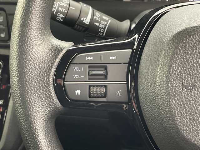 ホンダ Ｎ ＢＯＸ カスタム 千葉県 2024(令6)年 0.2万km クリスタルブラックパール ダブルサイドエアバック/カーテンエアバック/横滑り防止/衝突軽減/コーナーセンサー前後/レーンキープアシスト/オーディオディスプレイ/Bluetooth接続/純正フロアマット/電動格納ドアミラー/オートライト