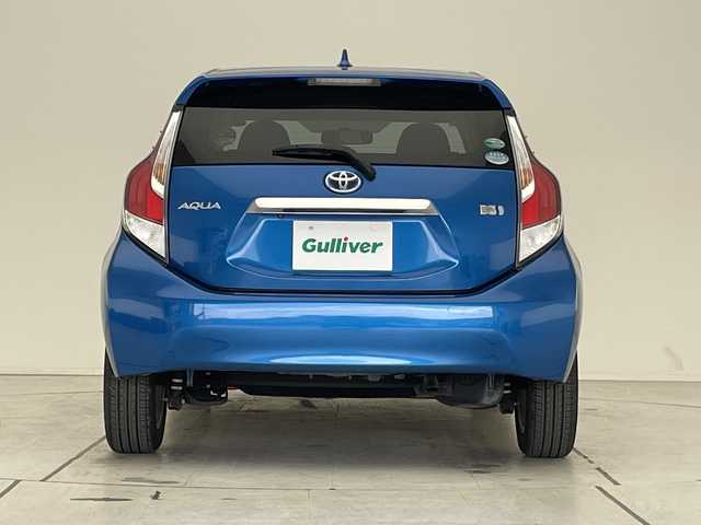 トヨタ アクア S 愛知県 2015(平27)年 4.5万km コバルトブルーメタリック 純正ナビ/ワンセグ/CD DVD/Bluetooth/バックカメラ/オートエアコン/ステアリングスイッチ/スマートキー/プッシュスタート