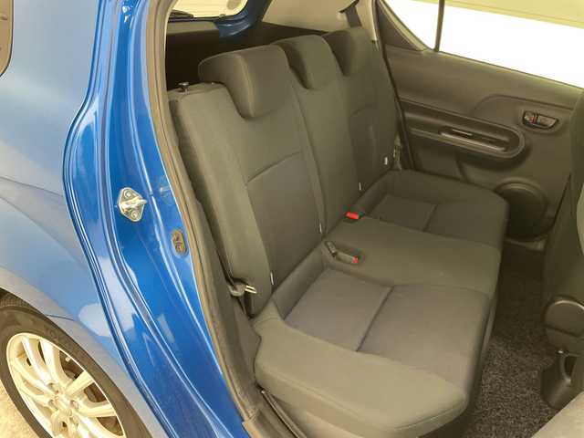 トヨタ アクア S 愛知県 2015(平27)年 4.5万km コバルトブルーメタリック 純正ナビ/ワンセグ/CD DVD/Bluetooth/バックカメラ/オートエアコン/ステアリングスイッチ/スマートキー/プッシュスタート