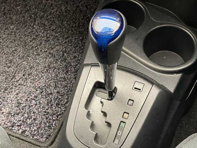 トヨタ アクア S 愛知県 2015(平27)年 4.5万km コバルトブルーメタリック 純正ナビ/ワンセグ/CD DVD/Bluetooth/バックカメラ/オートエアコン/ステアリングスイッチ/スマートキー/プッシュスタート