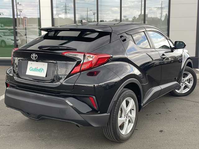トヨタ Ｃ－ＨＲ S－T 道東・釧路十勝 2019(令1)年 2.4万km ブラックマイカ /ワンオーナー//純正メーカーナビ/(DVD/CD/FM/AM/Bluetooth/フルセグテレビ)//ETC//バックカメラ//衝突軽減ブレーキ//レーンキープアシスト//クルーズコントロール//革巻きステアリング//ステアリングリモコン//コーナーセンサー//LEDヘッドライト//オートライト//オートエアコン//スマートキー×1//プッシュスタート//12V電源//USBジャック//純正17インチアルミホイール//取扱説明書//ナビ取扱説明書//保証書