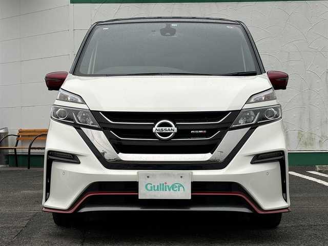 日産 セレナ ニスモ 福岡県 2018(平30)年 7.9万km ブリリアントホワイトパール 2トーン 純正9型ナビゲーション/フルセグTV/CD/DVD/Blue-ray/SDREC/Bluetooth）/プロパイロット/専用バンパースポイラー＆サイド＆リヤバンパースポイラー/インテリジェントアラウンドビューモニター/パーキングアシスト/ビルトインETC/ドライブレコーダー/全方位運転支援システム/トラクションコントロール/ハンズフリーパワースライドドア/インテリジェントエマージェンシーブレーキ/LEDヘッドランプ/オートライト/ウィンカーミラー/純正17インチアルミ/革/アルカンターラステアリング/アルカンターラシート/オートエアコン/リヤオートエアコン/電動パーキングブレーキ/オートブレーキホールド/インテリジェントキー/禁煙車/専用フロアマット/サイドバイザー