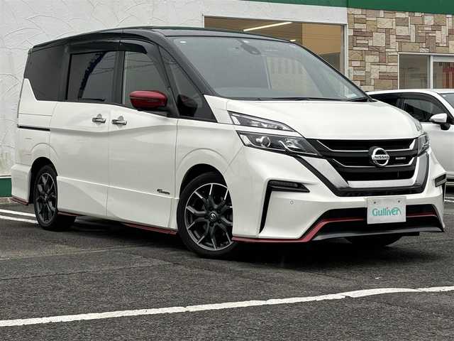 日産 セレナ ニスモ 福岡県 2018(平30)年 7.9万km ブリリアントホワイトパール 2トーン 純正9型ナビゲーション/フルセグTV/CD/DVD/Blue-ray/SDREC/Bluetooth）/プロパイロット/専用バンパースポイラー＆サイド＆リヤバンパースポイラー/インテリジェントアラウンドビューモニター/パーキングアシスト/ビルトインETC/ドライブレコーダー/全方位運転支援システム/トラクションコントロール/ハンズフリーパワースライドドア/インテリジェントエマージェンシーブレーキ/LEDヘッドランプ/オートライト/ウィンカーミラー/純正17インチアルミ/革/アルカンターラステアリング/アルカンターラシート/オートエアコン/リヤオートエアコン/電動パーキングブレーキ/オートブレーキホールド/インテリジェントキー/禁煙車/専用フロアマット/サイドバイザー