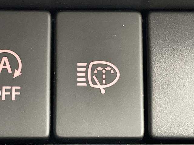 スズキ ジムニー XC 群馬県 2023(令5)年 2.5万km ブルーイッシュブラックパール3 ４ＷＤターボ　ナビ　フルセグＴＶ　ＥＴＣ　衝突被害軽減ブレーキ　レーンアシスト　クルーズコントロール　ＬＥＤヘッドライト　オートライト　シートヒーター　スマートキー　純正アルミホイール　禁煙車