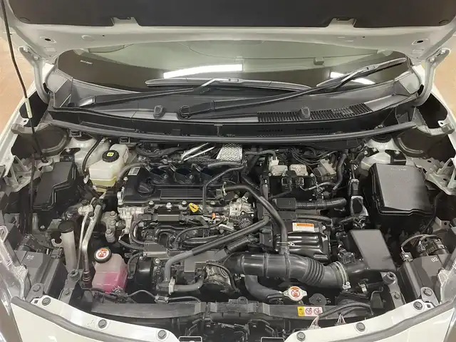 トヨタ ヤリスクロス ハイブリッド Z 道央・札幌 2021(令3)年 2.1万km ブラックマイカ/ホワイトパールクリスタルシャイン 2トーン ワンオーナー/4WD/寒冷地仕様/TOM’Sエアロ（フロント/サイド/リア）/5ZIGEN 18インチAW/純正T-Connectナビ/フルセグTV/Bluetooth/Miracast/全方位カメラ/トヨタセーフティセンス/プリクラッシュセーフティ/レーントレーシングアシスト/ロードサインアシスト/レーダークルーズコントロール/先行車発進告知機能/ブラインドスポットモニター/フロントワイパーダイサー/オートマチックハイビーム/ヘッドライトレベライザー/クリアランスソナー/リヤクロストラフィックアラート/パーキングサポートブレーキ/ドライブセレクトスイッチ/トレイル/スノーモード/ダウンヒルアシストコントロール/パワーバックドア/運転席パワーシート/ハーフレザーシート/前席シートヒーター/ステアリングヒーター/LEDヘッドライト/デイライト/純正ドライブレコーダー/ETC2.0/スマートキー×2/AC100V電源/2.1A USB/純正AW付スタッドレスセット積込み/　（215/50/18 BS VRX3 2021年製6mm）/保証書/取扱説明書