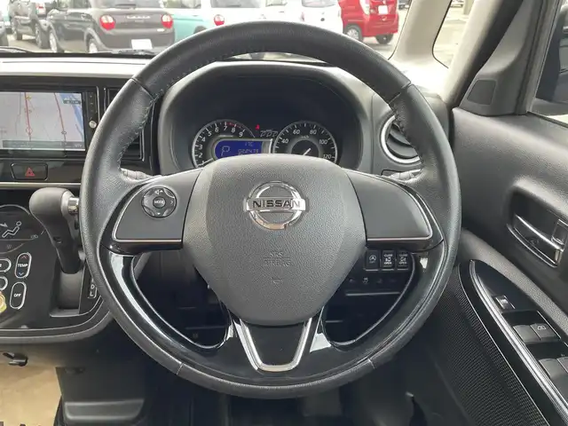 日産 デイズ ルークス HWS X Vセレクション 和歌山県 2020(令2)年 2.3万km スパークリングレッドM 社外ナビ（NX618W）/フルセグTV/（BT/CD/DVD/AM/FM）/全方位カメラ/エマージェンシーブレーキ/レーンキープアシスト/横滑り防止/前後コーナーセンサー/オートライト/両側パワースライド/後席サーキュレーター/LEDヘッドライト/フロントフォグランプ/ハーフレザーシート/アイドリングストップ/プッシュスタート/純正フロアマット/純正15インチアルミ