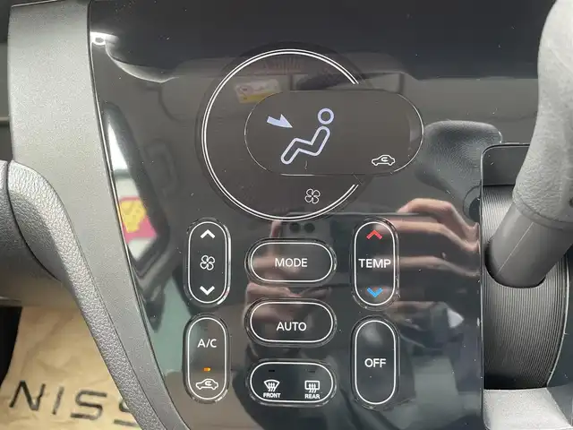 日産 デイズ ルークス HWS X Vセレクション 和歌山県 2020(令2)年 2.3万km スパークリングレッドM 社外ナビ（NX618W）/フルセグTV/（BT/CD/DVD/AM/FM）/全方位カメラ/エマージェンシーブレーキ/レーンキープアシスト/横滑り防止/前後コーナーセンサー/オートライト/両側パワースライド/後席サーキュレーター/LEDヘッドライト/フロントフォグランプ/ハーフレザーシート/アイドリングストップ/プッシュスタート/純正フロアマット/純正15インチアルミ