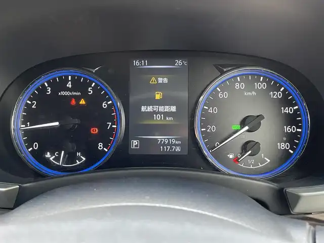 日産 エルグランド 250HWS S アーバンクロム 滋賀県 2017(平29)年 7.8万km ファントムブラック 禁煙車/純正ナビ/【CD/DVD/フルセグTV】/アラウンドビューモニター/フリップダウンモニター/ＥＴＣ/両側パワースライドドア/クルーズコントロール/ハーフレザーシート/オットマン/革巻きステアリング/ステアリングスイッチ/スマートキー