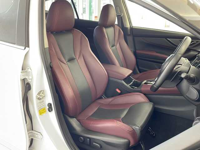 スバル レヴォーグ STIスポーツR EX 新潟県 2022(令4)年 1.2万km セラミックホワイト 4WD/純正メモリナビ/BT/USB/AUX/フルセグテレビ/フロント/サイド/バックカメラ/ドライブレコーダー/サンルーフ/衝突被害軽減ブレーキ/レーンキープアシスト/レーダークルーズコントロール/革シート/パワーシート/シートヒーター /パワーバックドア/パドルシフト/ステアリングスイッチ/コーナーセンサー/スマートキー/プッシュスタート/LEDヘッドライト/オートライト/フォグランプ/純正18インチアルミホイール