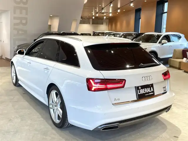 アウディ Ａ６ アバント 2.0 TFSI クワトロS Line 道央・札幌 2017(平29)年 2.9万km グレイシアホワイトメタリック グレイシアホワイトメタリック/Slineパッケージ/パークアシストパッケージ/　・サラウンドビューカメラ/　・パークアシスト/マトリクスLEDヘッドライト/リヤコンフォートパッケージプラス/　・4ゾーンエアコン/　・前後シートヒーター/　・サンブラインド/　・電動チルトテレスコピックステアリングコラム/純正HDDナビ/　・DVD/USB/BT/SD/フルセグテレビ/電動リアゲート/本革シート/BOSEサラウンド