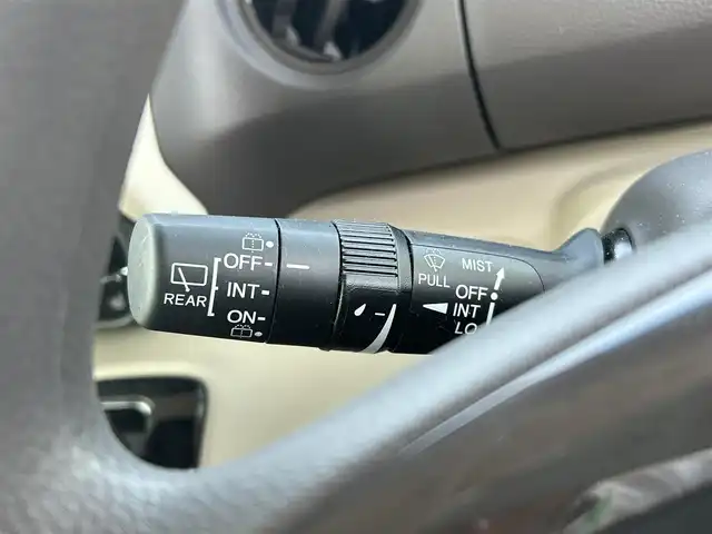 ホンダ Ｎ ＢＯＸ G L ホンダセンシング 愛媛県 2020(令2)年 0.6万km ブリティッシュグリーンP 被害衝突軽減システム/Bカメラ /禁煙車 /純正ナビ /ETC /パワステ /Bluetooth /片側パワースライドドア /純正アルミホイル /コーナーセンサー /ベンチシート /USB /純正フロアマット /ABS /横滑り防止 /レーンキープアシスト