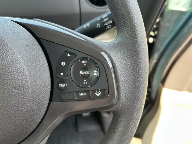 ホンダ Ｎ ＢＯＸ G L ホンダセンシング 愛媛県 2020(令2)年 0.6万km ブリティッシュグリーンP 被害衝突軽減システム/Bカメラ /禁煙車 /純正ナビ /ETC /パワステ /Bluetooth /片側パワースライドドア /純正アルミホイル /コーナーセンサー /ベンチシート /USB /純正フロアマット /ABS /横滑り防止 /レーンキープアシスト