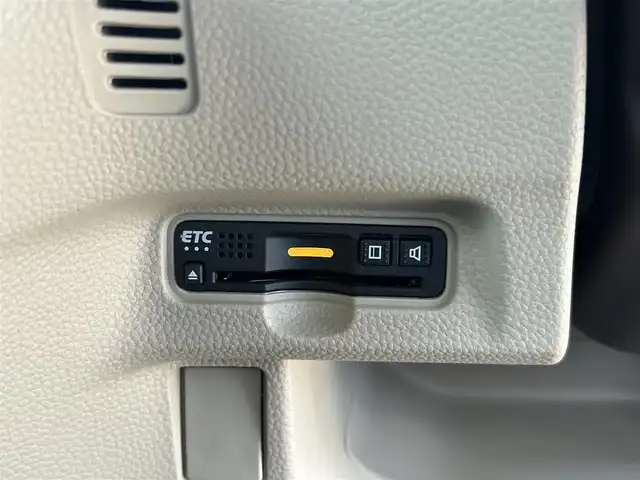 ホンダ Ｎ ＢＯＸ G L ホンダセンシング 愛媛県 2020(令2)年 0.6万km ブリティッシュグリーンP 被害衝突軽減システム/Bカメラ /禁煙車 /純正ナビ /ETC /パワステ /Bluetooth /片側パワースライドドア /純正アルミホイル /コーナーセンサー /ベンチシート /USB /純正フロアマット /ABS /横滑り防止 /レーンキープアシスト