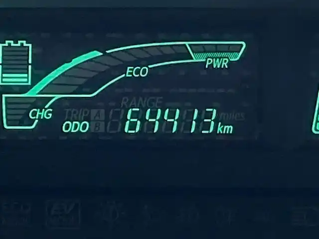 トヨタ アクア S 千葉県 2012(平24)年 6.5万km クールソーダメタリック 純正メモリナビ/(TV/BT/FM/AM/CD）/バックカメラ/ETC/前席シートヒーター/アイドリングストップ/フォグランプ/オートライト/ウィンカーミラー/電動格納ミラー/純正15インチAW/プッシュスタート/スマートキー/フロアマット/ドアバイザー/取説/保証書