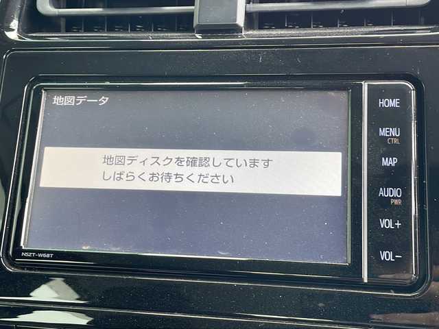 トヨタ プリウス Sツーリングセレクション 岐阜県 2021(令3)年 3.8万km アティチュードブラックマイカ 純正SDナビ/(フルセグ/CD/DVD/BT)/セーフティセンス/インテリジェントクリアランスソナー/レーダークルーズコントロール/バックカメラ/合皮シート/シートヒーター（D+N席）/純正17インチアルミホイール/LEDオートライト/オートハイビーム/スマートキー/ETC