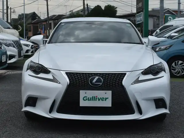 レクサス ＩＳ 300h Fスポーツ 神奈川県 2014(平26)年 6.1万km パール 純正メモリナビ/フルセグテレビ/バックカメラ/レザーシート/シートヒーター/エアーシート/クルーズコントロール/ドライブレコーダー前後/ETC/LEDヘッドライト/プッシュスタート/スマートキー/保証書/取説/ナビ説/記録(H.27.28.30.R.2.4.6)/スペアスマートキー