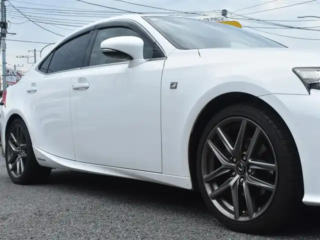 レクサス ＩＳ 300h Fスポーツ 神奈川県 2014(平26)年 6.1万km パール 純正メモリナビ/フルセグテレビ/バックカメラ/レザーシート/シートヒーター/エアーシート/クルーズコントロール/ドライブレコーダー前後/ETC/LEDヘッドライト/プッシュスタート/スマートキー/保証書/取説/ナビ説/記録(H.27.28.30.R.2.4.6)/スペアスマートキー
