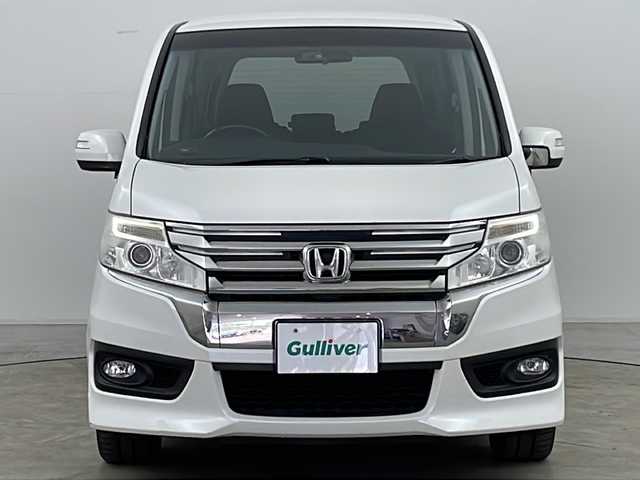 ホンダ ステップワゴン スパーダ Z 道央・札幌 2014(平26)年 11万km ホワイトオーキッドパール ・4WD/・純正SDナビ&フルセグ&CD&DVD&MSV&BT/・バックカメラ/・両側パワースライドドア/・クルーズコントロール/・社外ドライブレコーダー/・社外エンジンスターター/・社外レーダー/・純正フロアマット/・社外16インチAW付スタッドレス積込/・純正16インチAW/・パドルシフト/・革巻きステアリング/・ステアリングスイッチ/・フロントワイパーデアイサー/・オートライト/・HIDヘッドライト/・フォグランプ/・スマートキー/・スペアキー/・アイドリングストップ