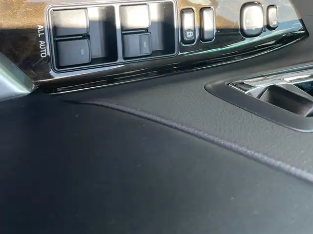 トヨタ アルファード 240S タイプゴールドⅡ 大阪府 2014(平26)年 12.7万km ブラック (株)IDOMが運営する【じしゃロン堺店】の自社ローン専用車両になります。/こちらは現金またはオートローンご利用時の価格です。自社ローンご希望の方は別途その旨お申付け下さい