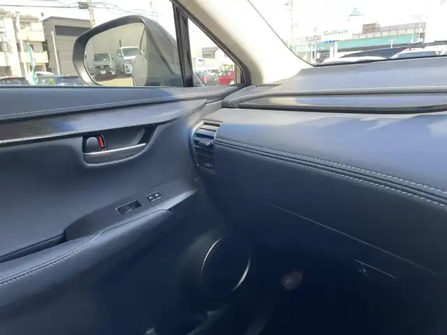 レクサス ＮＸ 200t Iパッケージ 石川県 2015(平27)年 7.4万km スターライトブラックガラスフレーク 純正メモリーナビ /フルセグTV /バックカメラ /クルーズコントロール/LEDヘッドライト /ETC /黒革シート/シートヒーター/純正アルミホイール /スマートキー /プッシュスタート /電動ミラー /パワーバックドア/オートエアコン/ドライブレコーダー