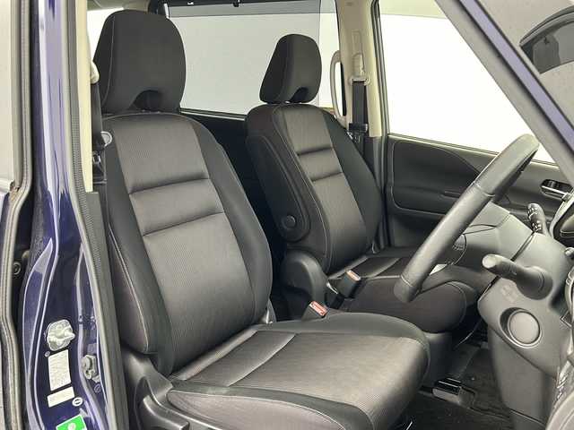 日産 セレナ ハイウェイスター Vセレクション 宮城県 2017(平29)年 3.5万km アズライトブルー プロパイロット/側方運転支援/エマージェンシーブレーキ/インテリジェントパーキングアシスト/アラウンドビューモニター/インテリジェントデジタルミラー/社外フリップダウンモニター/両側パワースライドドア/純正9インチＳＤナビ/・BT.CD.DVD.SD.AUX.USB/フルセグＴＶ/ETC/ドライブレコーダー（FR）/プッシュスタート/スマートキー/電動パーキングブレーキ/革巻きステアリング/ステアリングスイッチ/LEDヘッドライト/フォグライト/純正フロアマット/純正16inAW/ロールサンシェード/シートバックテーブル/横滑り防止