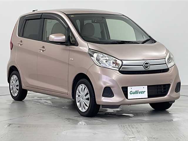 日産 デイズ J 岐阜県 2016(平28)年 6.3万km シルキーローズM 録画機能付きデジタルインナーミラー/社外ナビ/Bluetooth/ワンセグTV/CD/DVD/バックカメラ/電動格納ミラー/社外フロアマット/社外ドアバイザー/LEDヘッドライト/ダブルエアバッグ/保証書