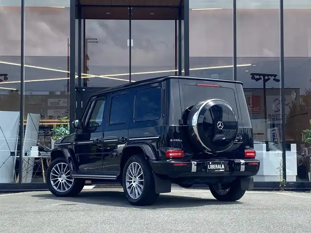 メルセデス・ベンツ ゲレンデヴァーゲン Ｇ４００ｄ AMGライン 福岡県 2022(令4)年 5.3万km オブシディアンブラック ・サンルーフ/・アダプティブクルーズコントロール/・純正HDDナビ/USB/Bluetooth/AppleCarPlay/・全方位カメラ/・黒革シート/シートヒーター/・社外前後ドライブレコーダー/・フルセグ/・ETC/・純正20AW/・プッシュスタート/・パーキングアシスト/・アイドリングストップ/・スマートキー/・スペアキー/・パワーシート/・レーンキープアシスト/・オートライト/・LEDライト/・取扱説明書/・記録簿