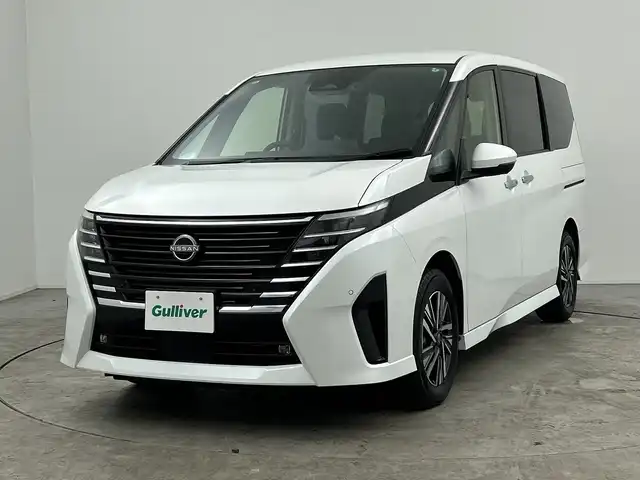 日産 セレナ e－パワー ハイウェイスター V 三重県 2024(令6)年 0.4万km プリズムホワイト 純正9インチナビ/フルセグ/全方位カメラ/プロパイロット/追従式クルーズコントロール/衝突軽減ブレーキ/レーンキープアシスト/ブラインドスポットモニター/オートハイビーム/コーナーセンサー/ＥＴＣ/ドライブレコーダー/純正16インチＡＷ/スマートキー