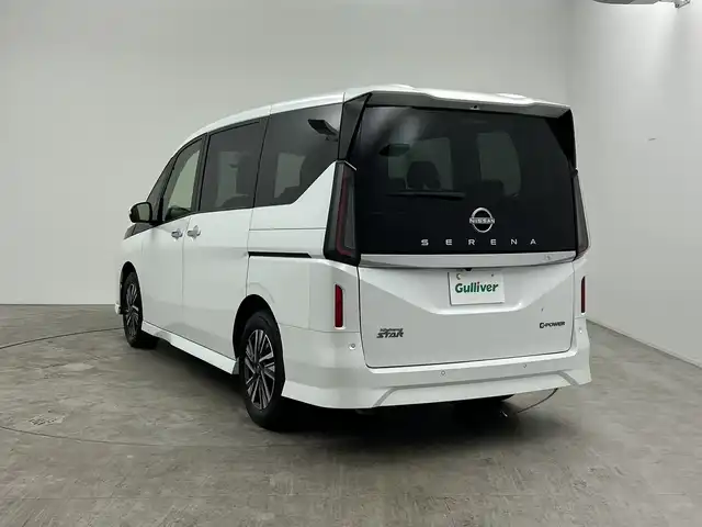 日産 セレナ e－パワー ハイウェイスター V 三重県 2024(令6)年 0.4万km プリズムホワイト 純正9インチナビ/フルセグ/全方位カメラ/プロパイロット/追従式クルーズコントロール/衝突軽減ブレーキ/レーンキープアシスト/ブラインドスポットモニター/オートハイビーム/コーナーセンサー/ＥＴＣ/ドライブレコーダー/純正16インチＡＷ/スマートキー