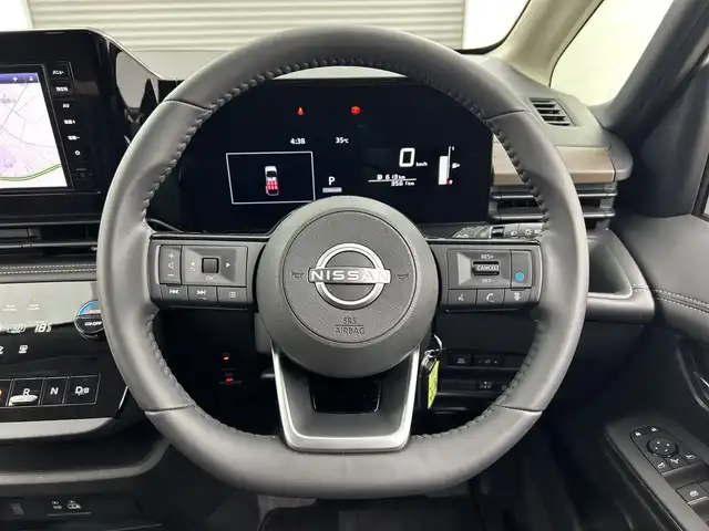 日産 セレナ e－パワー ハイウェイスター V 三重県 2024(令6)年 0.4万km プリズムホワイト 純正9インチナビ/フルセグ/全方位カメラ/プロパイロット/追従式クルーズコントロール/衝突軽減ブレーキ/レーンキープアシスト/ブラインドスポットモニター/オートハイビーム/コーナーセンサー/ＥＴＣ/ドライブレコーダー/純正16インチＡＷ/スマートキー