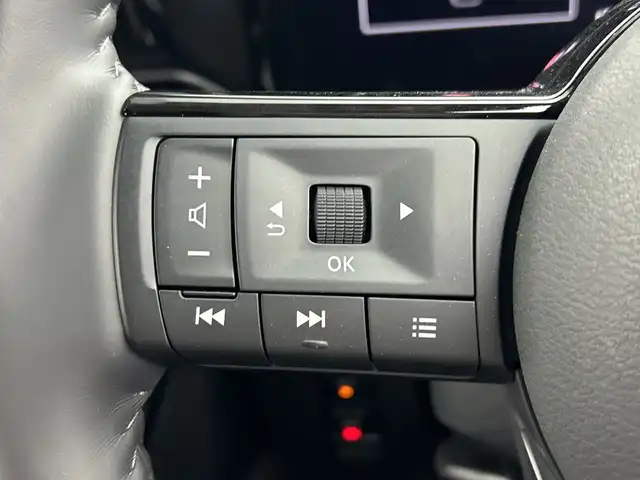 日産 セレナ e－パワー ハイウェイスター V 三重県 2024(令6)年 0.4万km プリズムホワイト 純正9インチナビ/フルセグ/全方位カメラ/プロパイロット/追従式クルーズコントロール/衝突軽減ブレーキ/レーンキープアシスト/ブラインドスポットモニター/オートハイビーム/コーナーセンサー/ＥＴＣ/ドライブレコーダー/純正16インチＡＷ/スマートキー
