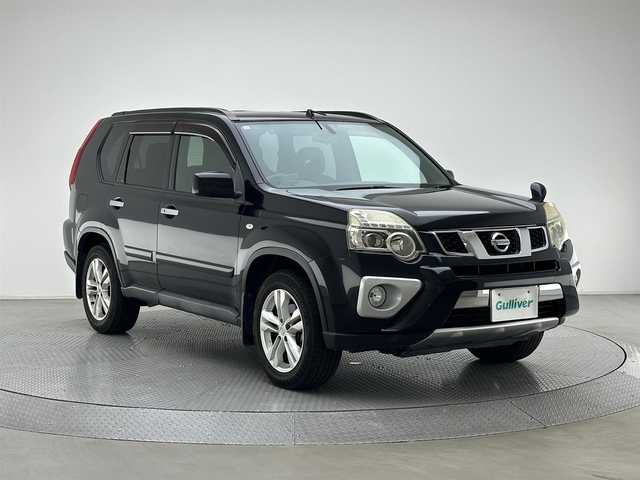 日産 エクストレイル 20X エクストリーマーX 兵庫県 2011(平23)年 8.2万km ダイヤモンドブラック 社外HDDナビ(CD/DVD/SD/iPOD/AUX/フルセグ/Bluetoot)/バックカメラ/4WD(パートタイムシフト)/全席シートヒーター/レザーシート/ダウンヒルアシスト/オートライト/純正17インチアルミホイール/純正フロアマット/HIDヘッドライト/フォグライト/ロッドホルダー/スマートキー/ビルトインETC