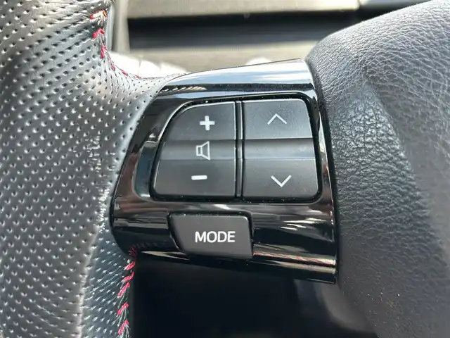 トヨタ ヴォクシー ZS G’s 富山県 2011(平23)年 7万km ボルドーマイカメタリック 純正ナビ/Bluetooth、ワンセグTV、AUX /ABS/盗難防止装置/オートライト/衝突軽減システム/プッシュスタート/スマートキー/パワーステアリング/パワーウィンドウ/ドライブレコーダー/ETC/両側パワースライドドア