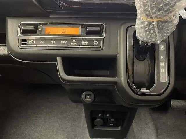 スズキ ハスラー HYBRID X 兵庫県 2025(令7)年 0.1千km デニムブルー ガンメタリック 2トーン 届出済未使用車/純正メモリナビ/（フルセグ/CD/DVD/USB/Bluetooth）/純正ディスプレイオーディオ/アラウンドビューモニター/LEDヘッドライト/LEDフォグ/オートハイビーム/ヘッドライトレベライザー/純正15インチアルミホイール/アイドリングストップ/クリアナンスソナー/LKA/PCS/ACC/シートヒーター