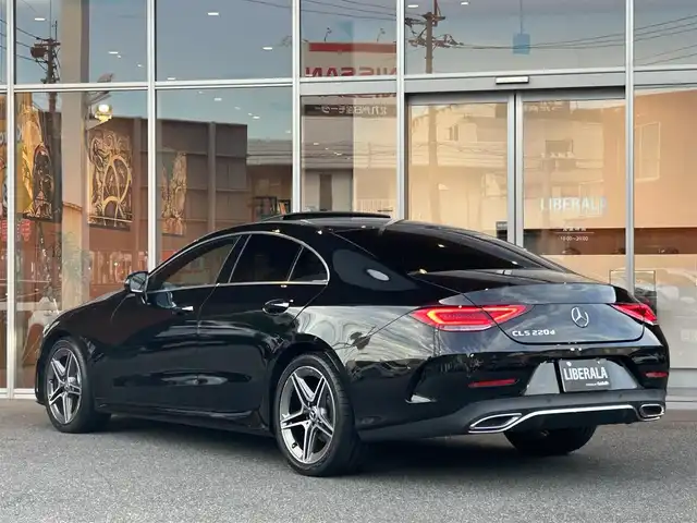 メルセデス・ベンツ ＣＬＳ２２０ｄ スポーツ エクスクルーシブPKG 福岡県 2018(平30)年 4万km オブシディアンブラック 赤黒革　/Ｂｒｕｍｅｓｔａｒサウンドシステム　/スライディングルーフ　/ＡＣＣ／ＢＳＭ／ＨＵＤ　/３６０°カメラシステム　/アンビエントライト　/ＡｉｒＢｏｄｙＣｏｎｔｒｏｌサスペンション　/全席シートヒーター