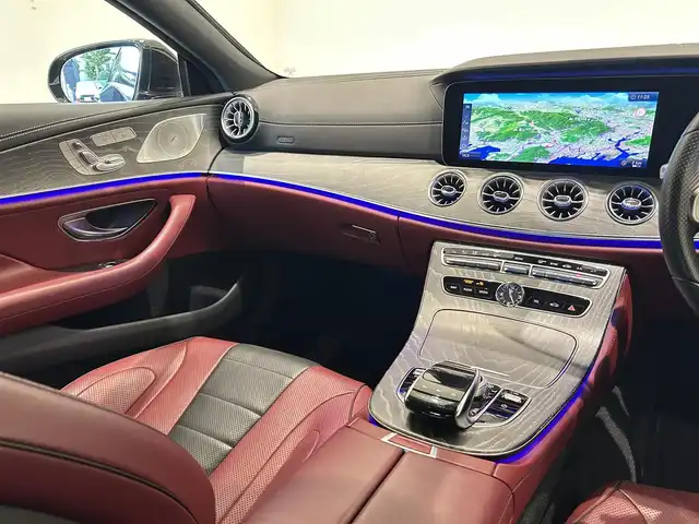 メルセデス・ベンツ ＣＬＳ２２０ｄ スポーツ エクスクルーシブPKG 福岡県 2018(平30)年 4万km オブシディアンブラック 赤黒革　/Ｂｒｕｍｅｓｔａｒサウンドシステム　/スライディングルーフ　/ＡＣＣ／ＢＳＭ／ＨＵＤ　/３６０°カメラシステム　/アンビエントライト　/ＡｉｒＢｏｄｙＣｏｎｔｒｏｌサスペンション　/全席シートヒーター