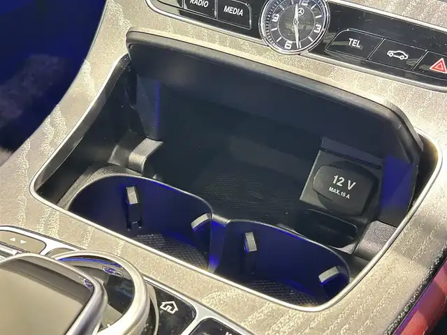 メルセデス・ベンツ ＣＬＳ２２０ｄ スポーツ エクスクルーシブPKG 福岡県 2018(平30)年 4万km オブシディアンブラック 赤黒革　/Ｂｒｕｍｅｓｔａｒサウンドシステム　/スライディングルーフ　/ＡＣＣ／ＢＳＭ／ＨＵＤ　/３６０°カメラシステム　/アンビエントライト　/ＡｉｒＢｏｄｙＣｏｎｔｒｏｌサスペンション　/全席シートヒーター