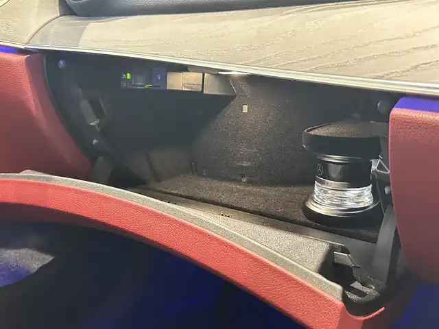 メルセデス・ベンツ ＣＬＳ２２０ｄ スポーツ エクスクルーシブPKG 福岡県 2018(平30)年 4万km オブシディアンブラック 赤黒革　/Ｂｒｕｍｅｓｔａｒサウンドシステム　/スライディングルーフ　/ＡＣＣ／ＢＳＭ／ＨＵＤ　/３６０°カメラシステム　/アンビエントライト　/ＡｉｒＢｏｄｙＣｏｎｔｒｏｌサスペンション　/全席シートヒーター