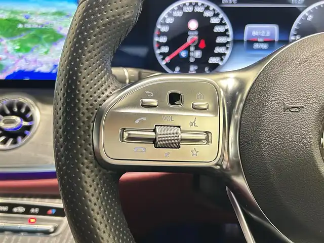 メルセデス・ベンツ ＣＬＳ２２０ｄ スポーツ エクスクルーシブPKG 福岡県 2018(平30)年 4万km オブシディアンブラック 赤黒革　/Ｂｒｕｍｅｓｔａｒサウンドシステム　/スライディングルーフ　/ＡＣＣ／ＢＳＭ／ＨＵＤ　/３６０°カメラシステム　/アンビエントライト　/ＡｉｒＢｏｄｙＣｏｎｔｒｏｌサスペンション　/全席シートヒーター