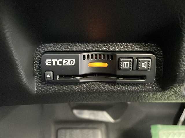 ホンダ ヴェゼル ハイブリッド e:HEV Z 栃木県 2025(令7)年 0.1千km プレミアムサンライトホワイトパール 純正9型コネクトディスプレイナビ/　フルセグTV/ＡｐｐｌｅＣａｒＰｌａｙ/　AndroidAuto/Bluetooth/置くだけ充電/ホンダセンシング/渋滞追従機能付アダプティブクルーズコントロール/トラフィックジャムアシスト/パーキングセンサーシステム/バックカメラ/ブラインドスポットインフォメーション/ハンドルヒーター/シートヒーター/ハンズフリーアクセスパワーテールゲート/　(予約クローズ機能付)/LEDシーケンシャルターンシグナルランプ/アダプティブドライビングビーム/パドルシフト/ETC2.0