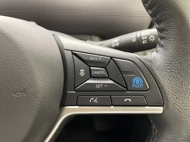 日産 セレナ ハイウェイスター V 群馬県 2021(令3)年 1.2万km ダイヤモンドブラック 純正ナビ　純正１１型後席モニター　全周囲カメラ　プロパイロット　衝突被害軽減ブレーキ　レーンアシスト　両側電動スライドドア　ＬＥＤ　ＢＳＭ　ＥＴＣ　前後ドラレコ　デジタルインナーミラー　スマートキー