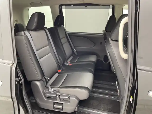 日産 セレナ ハイウェイスター V 群馬県 2021(令3)年 1.2万km ダイヤモンドブラック 純正ナビ　純正１１型後席モニター　全周囲カメラ　プロパイロット　衝突被害軽減ブレーキ　レーンアシスト　両側電動スライドドア　ＬＥＤ　ＢＳＭ　ＥＴＣ　前後ドラレコ　デジタルインナーミラー　スマートキー