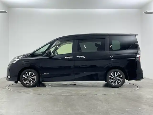 日産 セレナ ハイウェイスター V 群馬県 2021(令3)年 1.2万km ダイヤモンドブラック 純正ナビ　純正１１型後席モニター　全周囲カメラ　プロパイロット　衝突被害軽減ブレーキ　レーンアシスト　両側電動スライドドア　ＬＥＤ　ＢＳＭ　ＥＴＣ　前後ドラレコ　デジタルインナーミラー　スマートキー