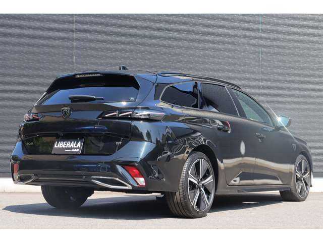 プジョー ３０８ SW GT ブルーHDi 大分県 2023(令5)年 3.1万km 黒 アクティブセーフティブレーキ/アダプティブクルーズコントロール/レーンキープアシスト/ブラインドスポットモニター/サンルーフ/純正ナビ/ＡｐｐｌｅＣａｒＰｌａｙ/Bluetooth/３６０°カメラ/ハーフレザー/シートヒーター/パワーシート/ステアリングヒーター/パドルシフト/ＬＥＤヘッドライト/オートハイビーム/純正１８インチＡＷ/ＥＴＣ/社外ドライブレコーダー