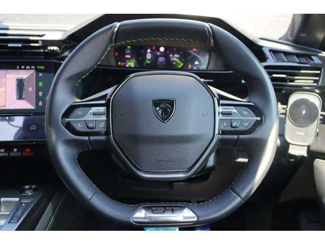 プジョー ３０８ SW GT ブルーHDi 大分県 2023(令5)年 3.1万km 黒 アクティブセーフティブレーキ/アダプティブクルーズコントロール/レーンキープアシスト/ブラインドスポットモニター/サンルーフ/純正ナビ/ＡｐｐｌｅＣａｒＰｌａｙ/Bluetooth/３６０°カメラ/ハーフレザー/シートヒーター/パワーシート/ステアリングヒーター/パドルシフト/ＬＥＤヘッドライト/オートハイビーム/純正１８インチＡＷ/ＥＴＣ/社外ドライブレコーダー