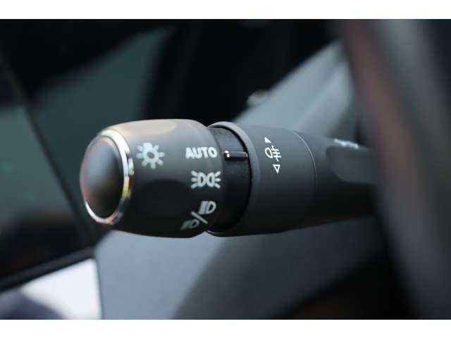 プジョー ３０８ SW GT ブルーHDi 大分県 2023(令5)年 3.1万km 黒 アクティブセーフティブレーキ/アダプティブクルーズコントロール/レーンキープアシスト/ブラインドスポットモニター/サンルーフ/純正ナビ/ＡｐｐｌｅＣａｒＰｌａｙ/Bluetooth/３６０°カメラ/ハーフレザー/シートヒーター/パワーシート/ステアリングヒーター/パドルシフト/ＬＥＤヘッドライト/オートハイビーム/純正１８インチＡＷ/ＥＴＣ/社外ドライブレコーダー