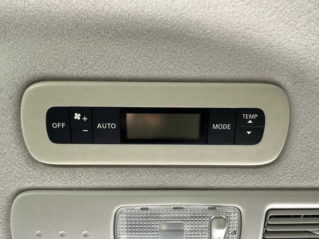 日産 セレナ HWS G S HV エアロモード 兵庫県 2015(平27)年 11万km ブリリアントシルバー 純正ナビ/フルセグ CD DVD BT MSV HDMI/社外フリップダウンモニター/アラウンドビューモニター/ガラスルーフ/エマージェンシーブレーキ/LDA/クルーズコントロール/ビルトインETC/両側パワースライド/ハーフレザーシート/ドライブレコーダー/スマートキー/スペアキー