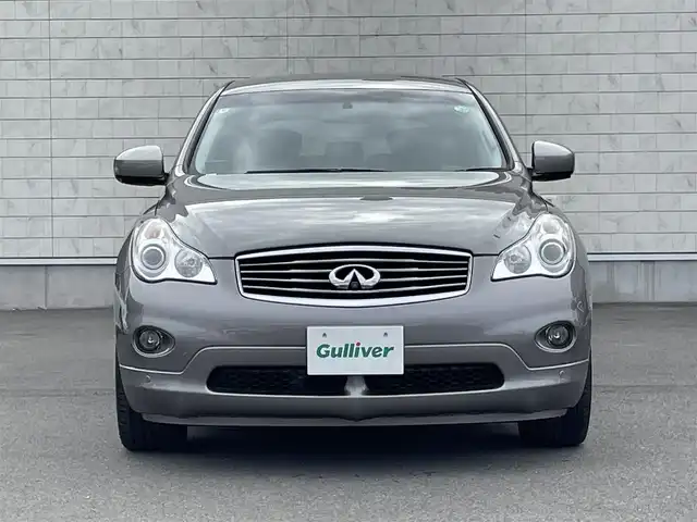 日産 スカイライン クロスオーバー 370GT FOUR Type P 群馬県 2010(平22)年 2.7万km ブレードシルバー 純正ＨＤＤナビ　/フルセグ　/全周囲カメラ　/Ｂｌｕｅｔｏｏｔｈ　/前席パワーシート　/前席シートヒーター　/レザーシート　/ＲＡＹＳホイール　/シートセットポジションメモリー　/純正ＥＴＣ　/電動格納ミラー　/４ＷＤ/ステアリングスイッチ