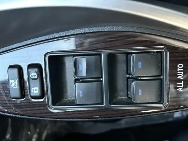 トヨタ プレミオ 1．8X Lパッケージ 鹿児島県 2018(平30)年 3.4万km ダークレッドマイカM 純正ＳＤナビ/　　CD/DVD/BT/ワンセグ/バックカメラ/クリアランスソナー/LEDヘッドライト/純正16インチアルミホイール/ステアリングスイッチ/オートマチックハイビーム/オートライト/オートエアコン/スマートキー